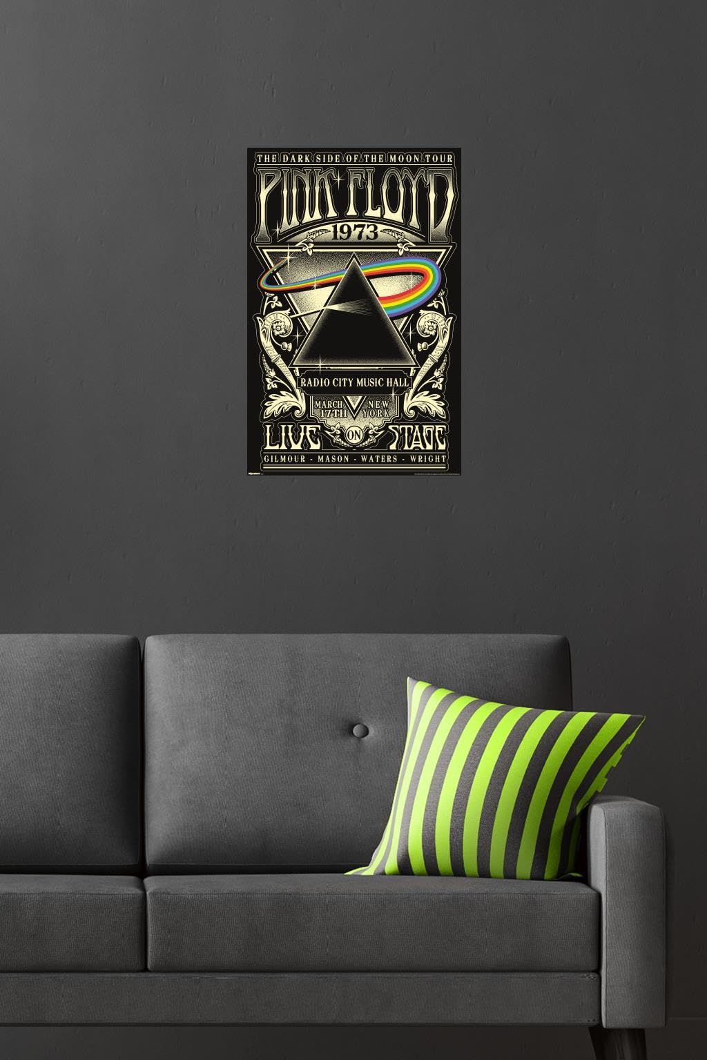 Amazon.com: Pink Floyd - The Dark Side Of The Moon Tour 1973 Wall